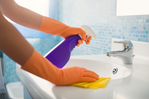 Professional deep cleaning service in Aldborough Hatch